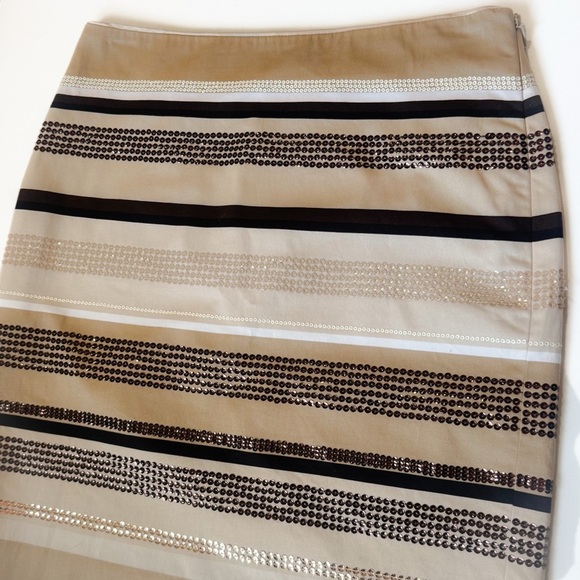 WHBM beige/ brown/ tan sequin striped pencil skirt ❤️ - Picture 4 of 7